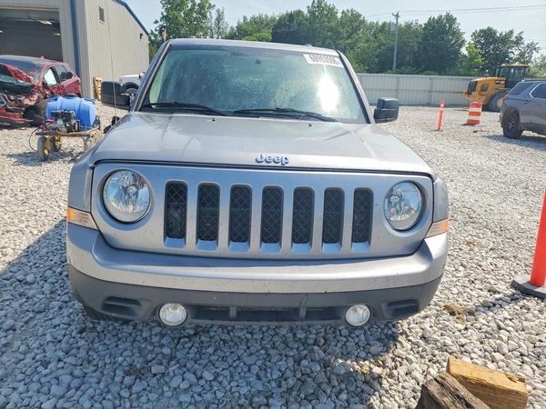 2017 JEEP PATRIOT LATITUDE 4X4