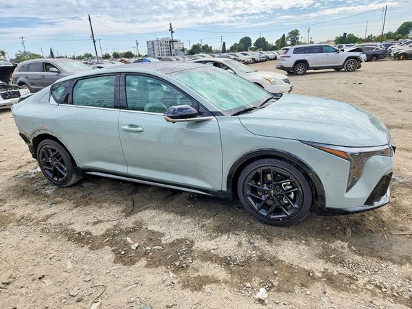 2026 KIA K4