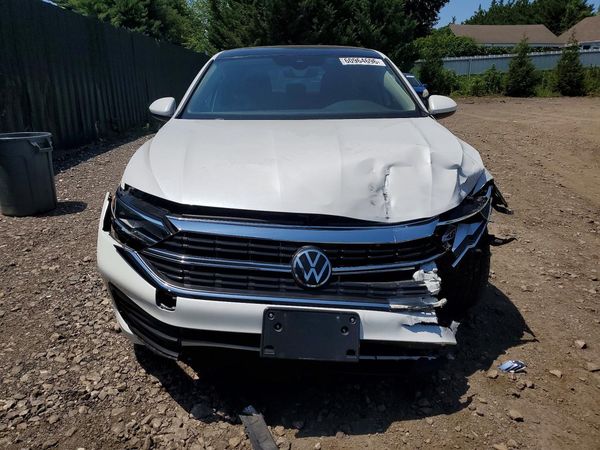 2024 VOLKSWAGEN JETTA SE, SE (AQ301 Trans)