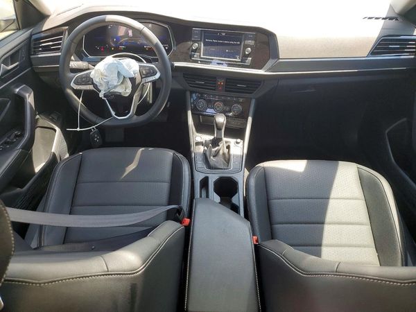 2024 VOLKSWAGEN JETTA SE, SE (AQ301 Trans)