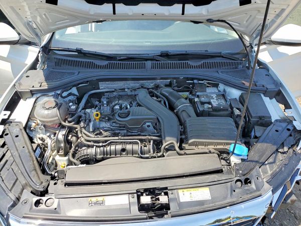 2024 VOLKSWAGEN JETTA SE, SE (AQ301 Trans)