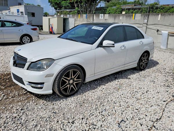 2014 MERCEDES-BENZ C C250