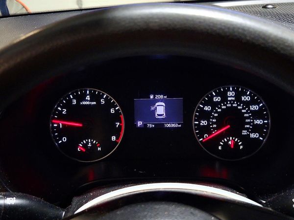2022 KIA SELTOS LX
