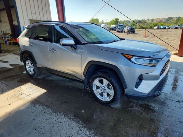 2019 TOYOTA RAV4 XLE / XLE Premium 4WD