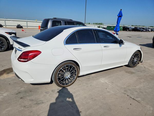 2015 MERCEDES-BENZ C