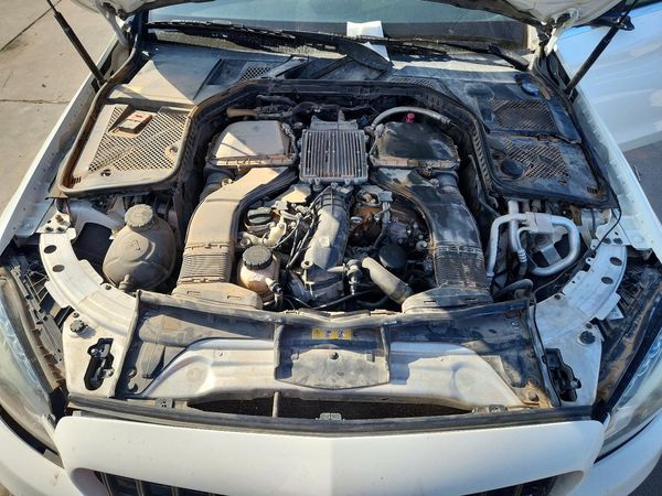 2015 MERCEDES-BENZ C