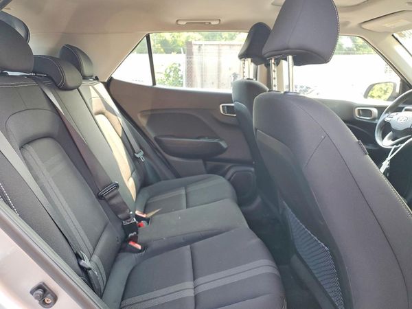 2023 HYUNDAI VENUE SEL, Limited