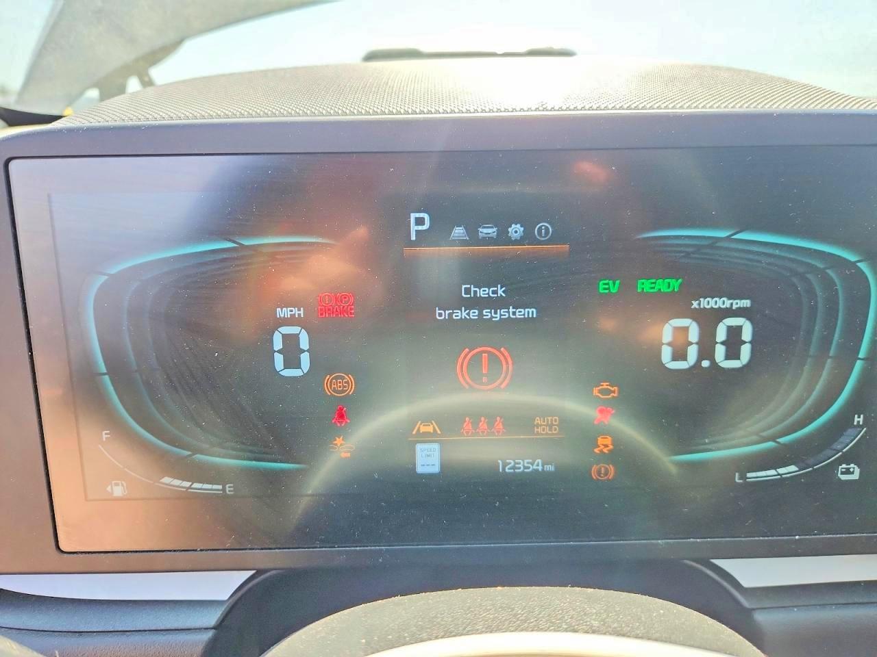 2026 KIA NIRO LX