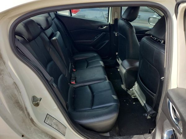 2018 MAZDA 3 Touring