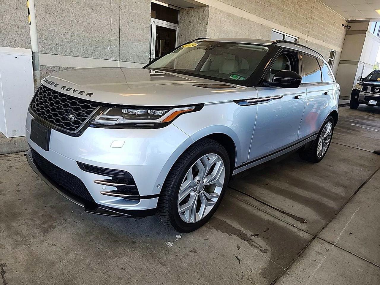 2019 LAND ROVER RANGE ROVER VELAR R-Dynamic SE