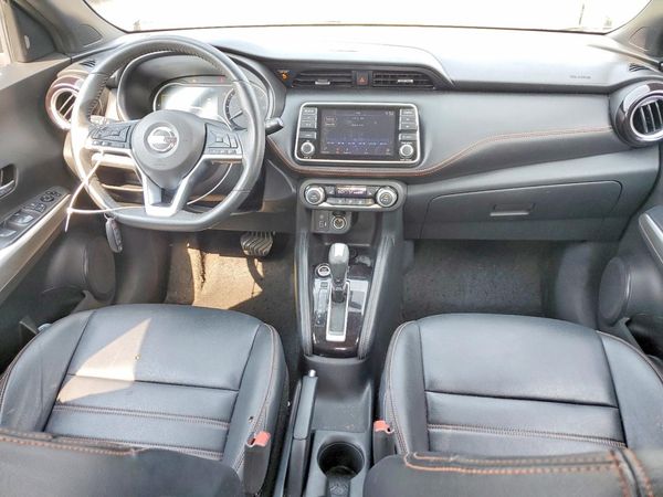 2019 NISSAN KICKS