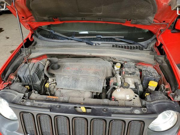 2017 JEEP RENEGADE LATITUDE 4X4