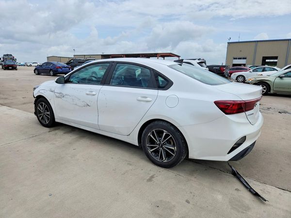 2022 KIA FORTE FE, LXS