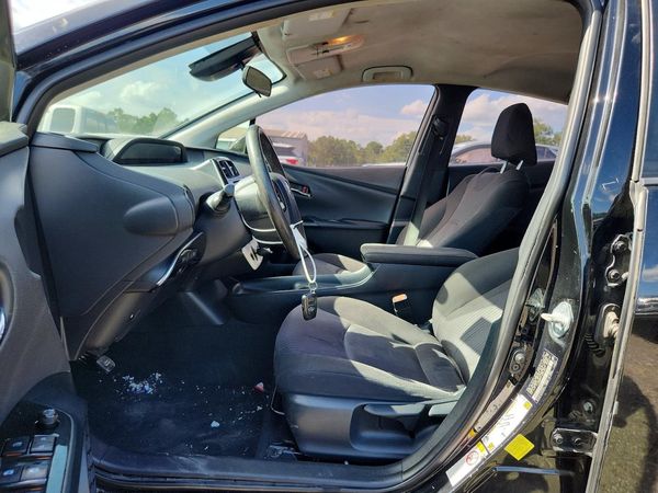 2017 TOYOTA PRIUS One/Two
