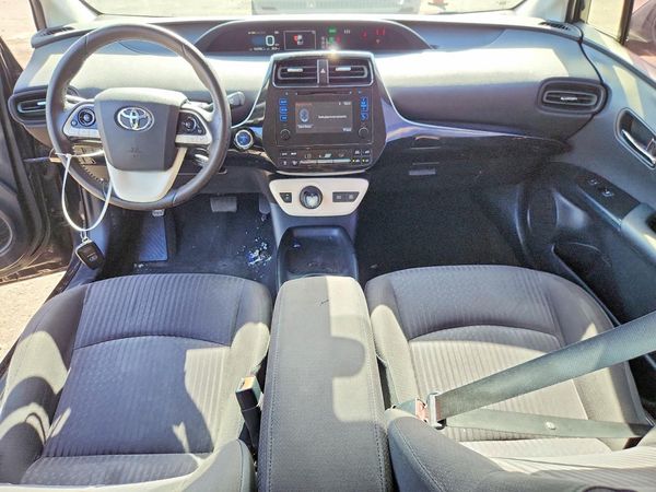 2017 TOYOTA PRIUS One/Two