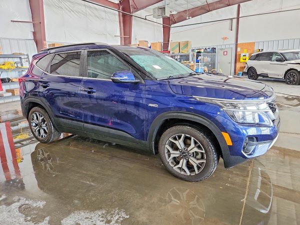 2023 KIA SELTOS EX
