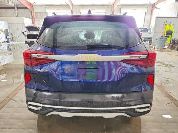 2023 KIA SELTOS EX