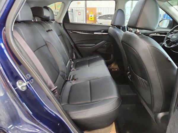 2023 KIA SELTOS EX