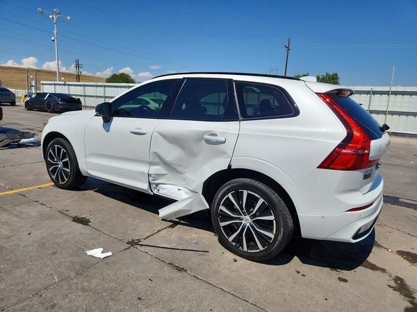 2025 VOLVO XC60 Plus Dark