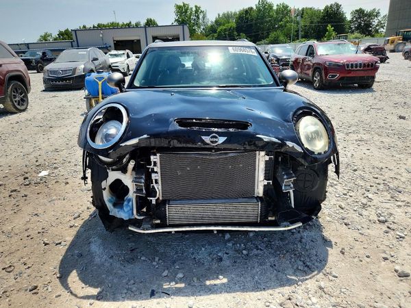 2017 MINI COOPER