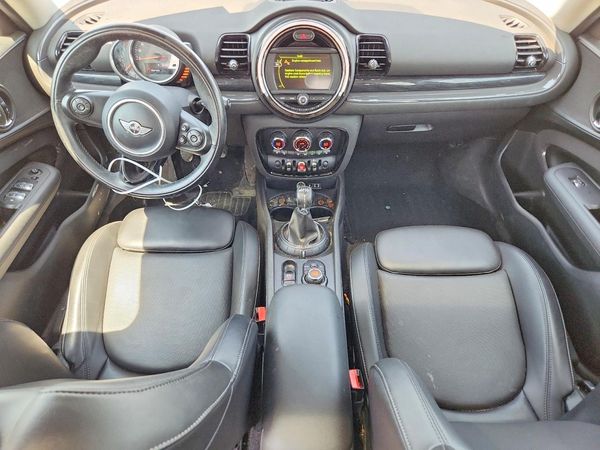 2017 MINI COOPER