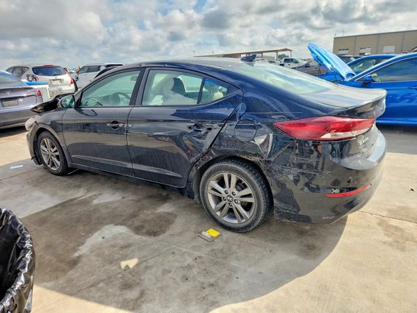 2017 HYUNDAI ELANTRA