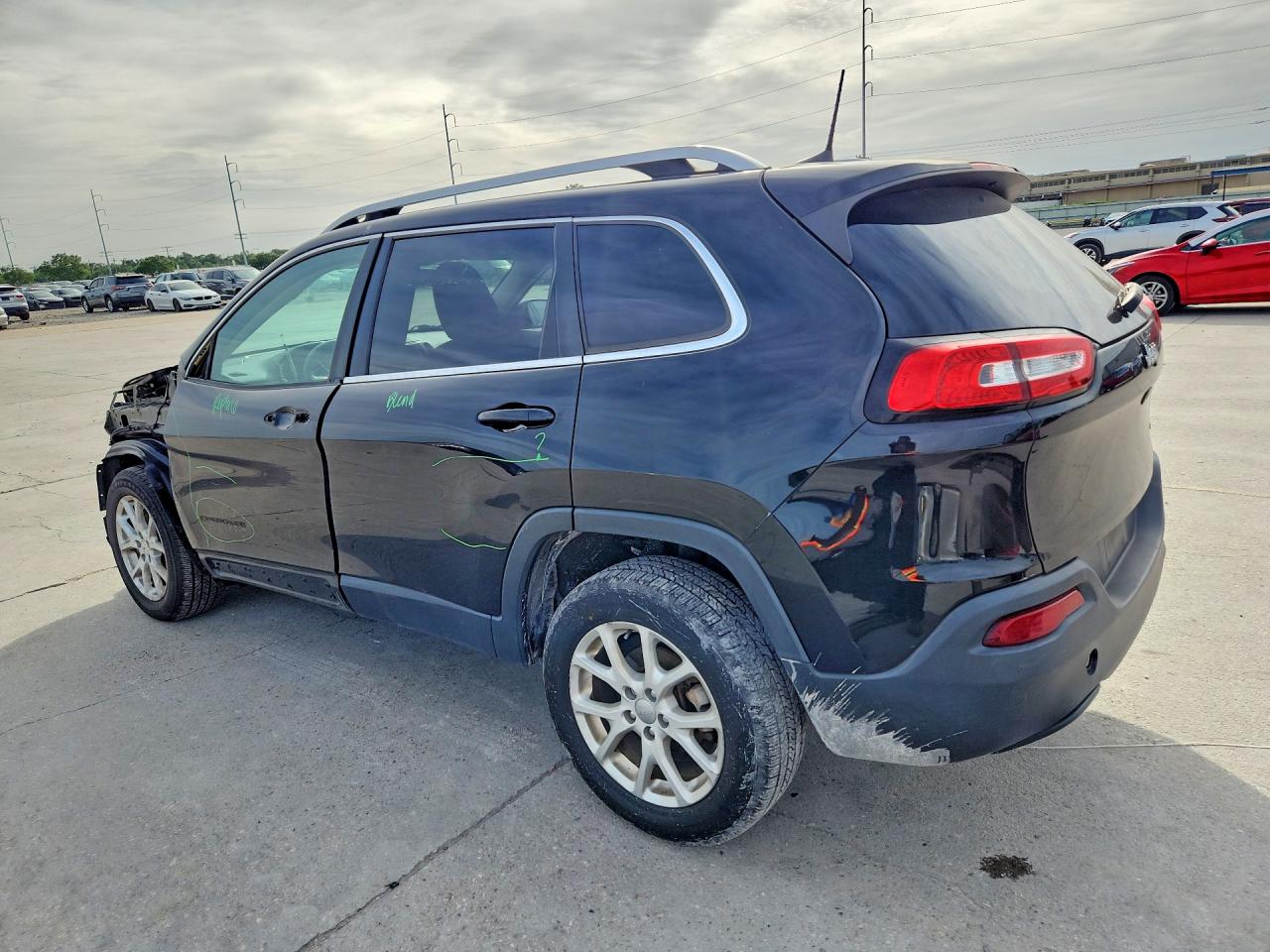 2018 JEEP CHEROKEE LATITUDE FWD