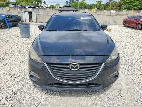 2015 MAZDA 3 Sport/GX