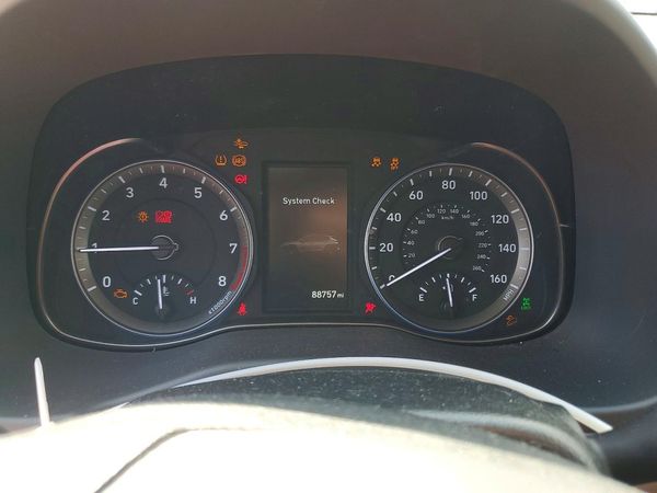 2021 HYUNDAI KONA SEL