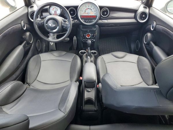 2013 MINI COOPER