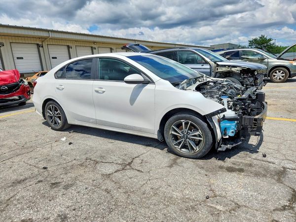 2022 KIA FORTE FE, LXS