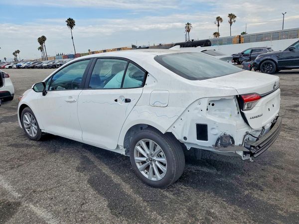 2025 TOYOTA COROLLA LE