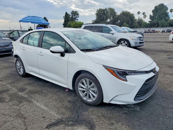 2025 TOYOTA COROLLA LE