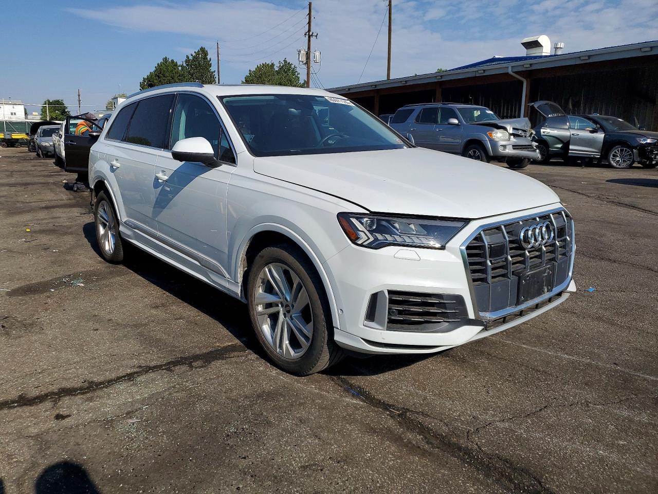 2023 AUDI Q7 quattro Premium