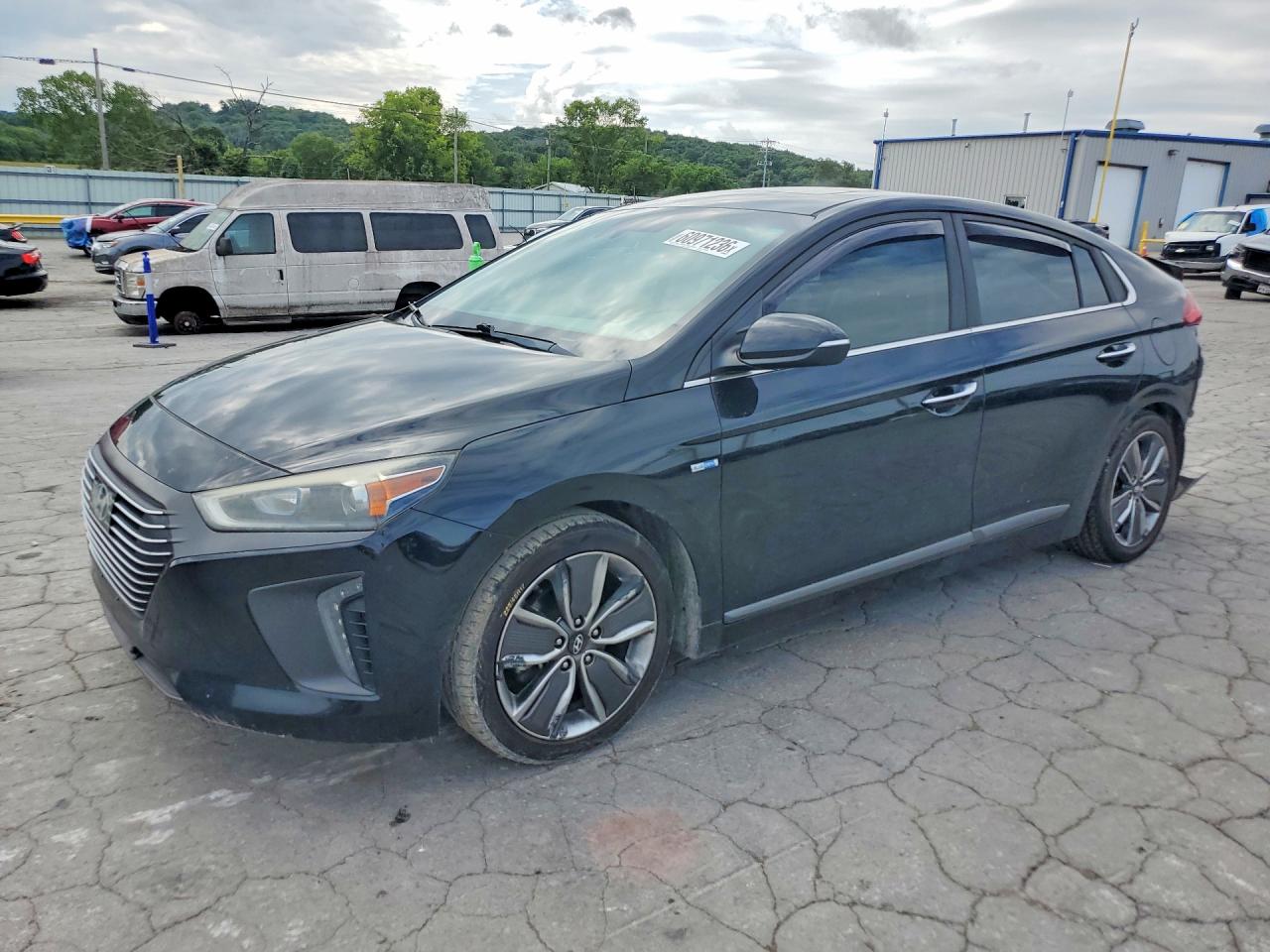 2019 HYUNDAI IONIQ Limited (HEV)