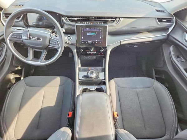 2023 JEEP GRAND CHEROKEE Laredo, Altitude