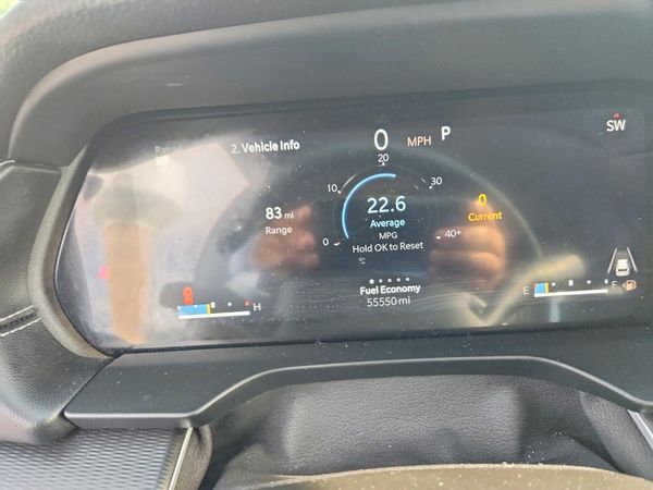 2023 JEEP GRAND CHEROKEE Laredo, Altitude