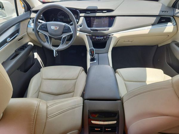 2018 CADILLAC XT5