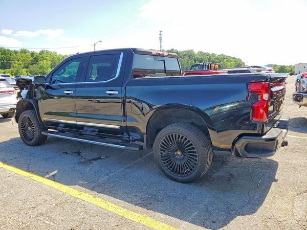 2022 CHEVROLET SILVERADO High Country
