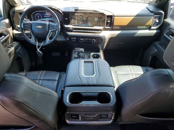 2022 CHEVROLET SILVERADO High Country