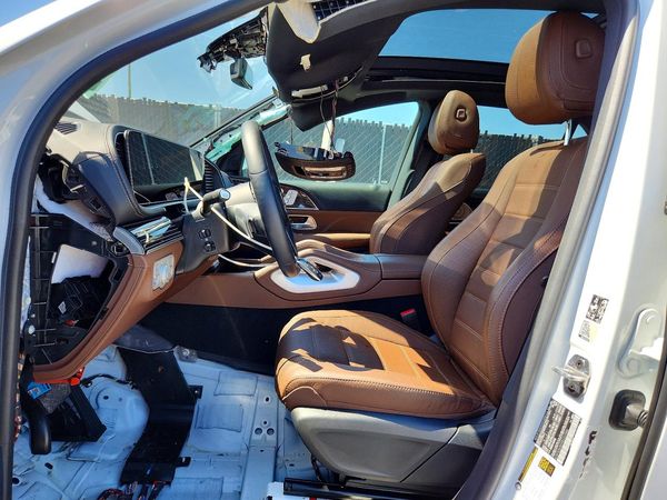 2024 MERCEDES-BENZ GLE