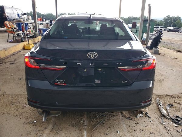 2026 TOYOTA CAMRY