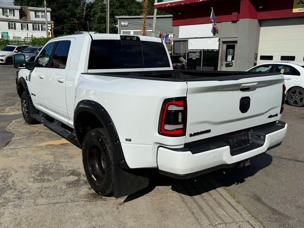 2024 RAM 3500 LARAMIE MEGA CAB 4X4