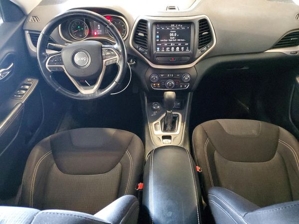 2015 JEEP CHEROKEE LATITUDE 4X4