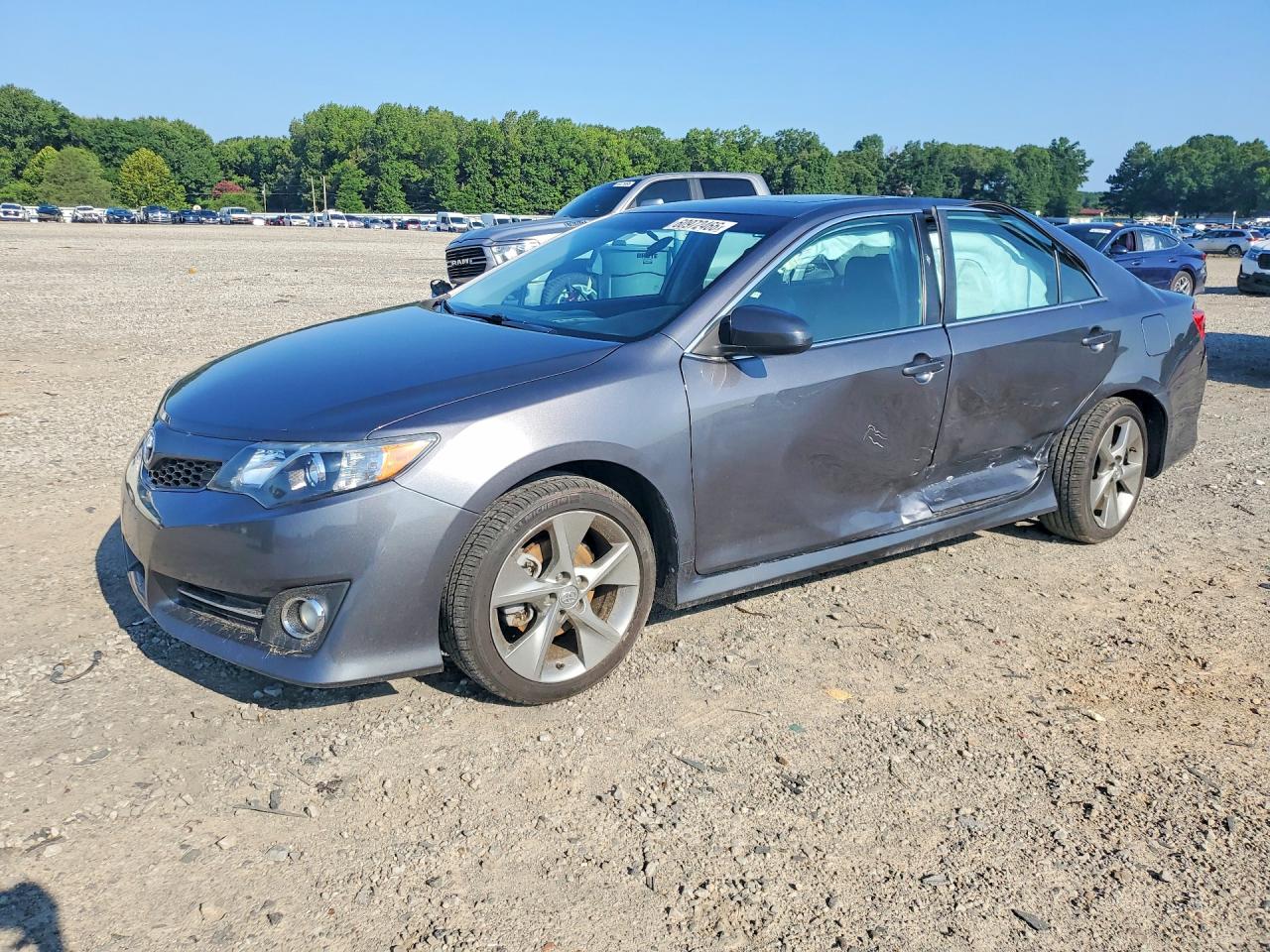 2014 TOYOTA CAMRY