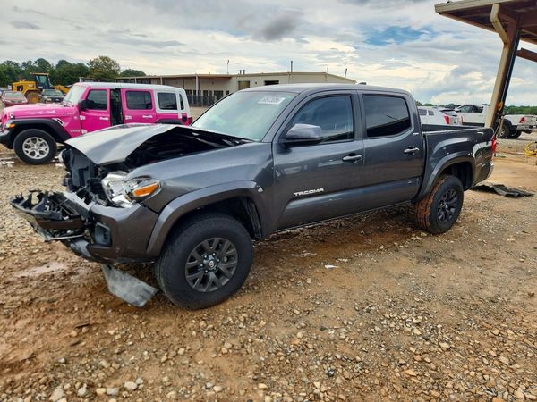 2021 TOYOTA TACOMA SR5
