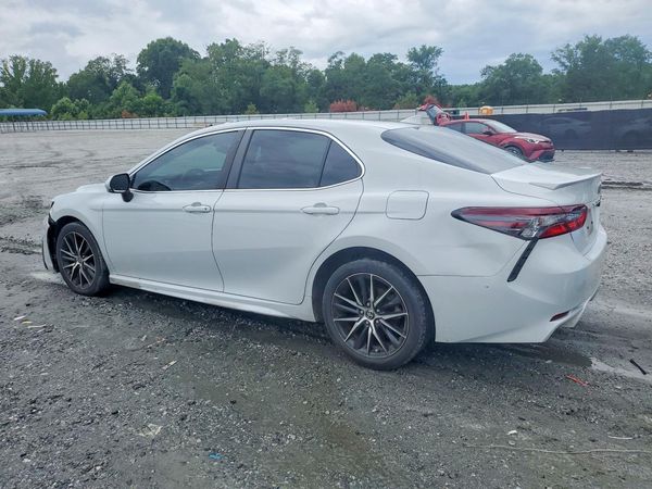 2024 TOYOTA CAMRY