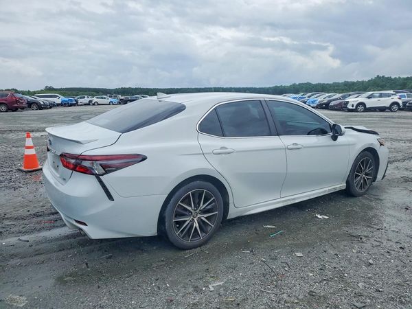 2024 TOYOTA CAMRY
