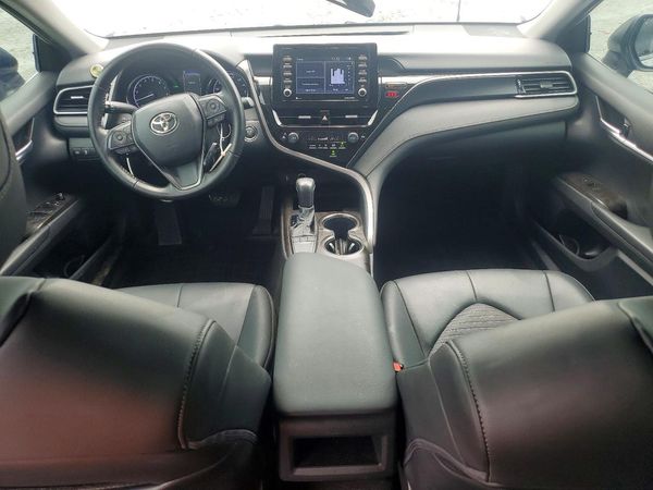 2024 TOYOTA CAMRY