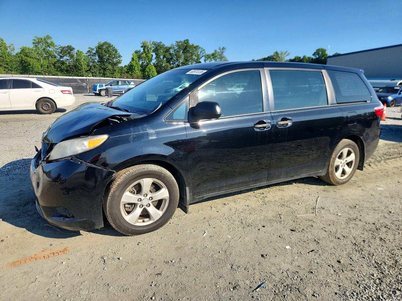 2015 TOYOTA SIENNA